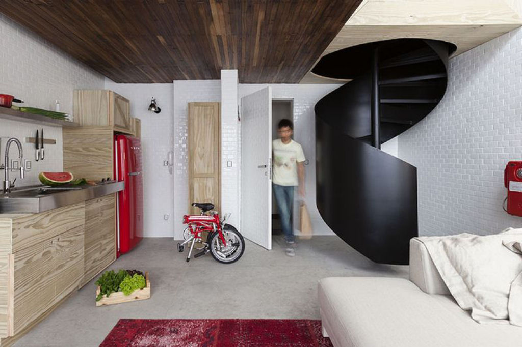Mais de 50 designs de escadas inspiradoras para interiores de casas modernas 22