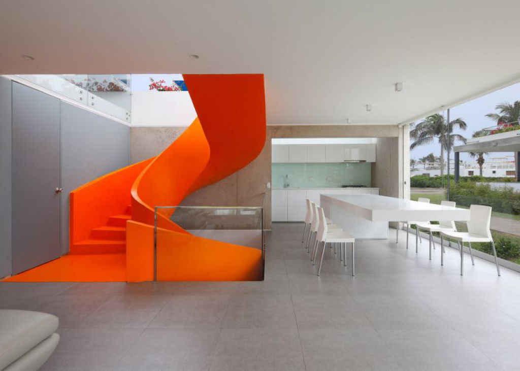 Mais de 50 designs de escadas inspiradoras para interiores de casas modernas 42