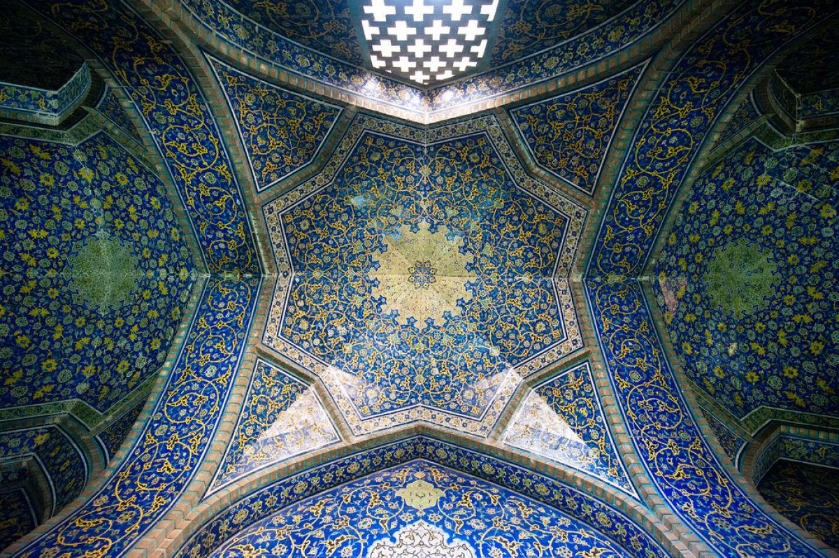 A Mesquita do Xeique Lotfollah  um dos mais belos exemplos de arquitetura islmica 04