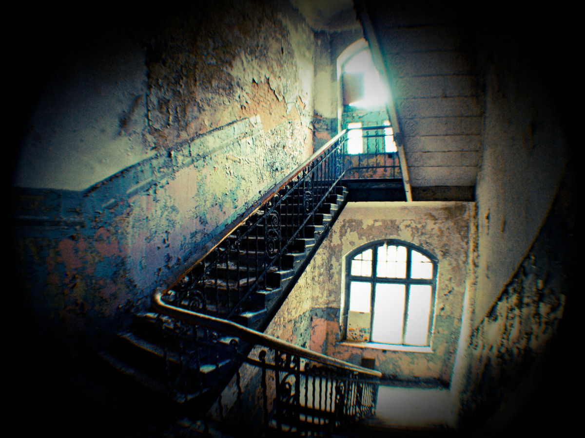 A história de um gigante atormentado: os restos fantasmagóricos do Sanatório Beelitz 03