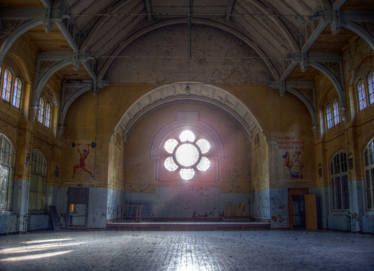 A história de um gigante atormentado: os restos fantasmagóricos do Sanatório Beelitz 09