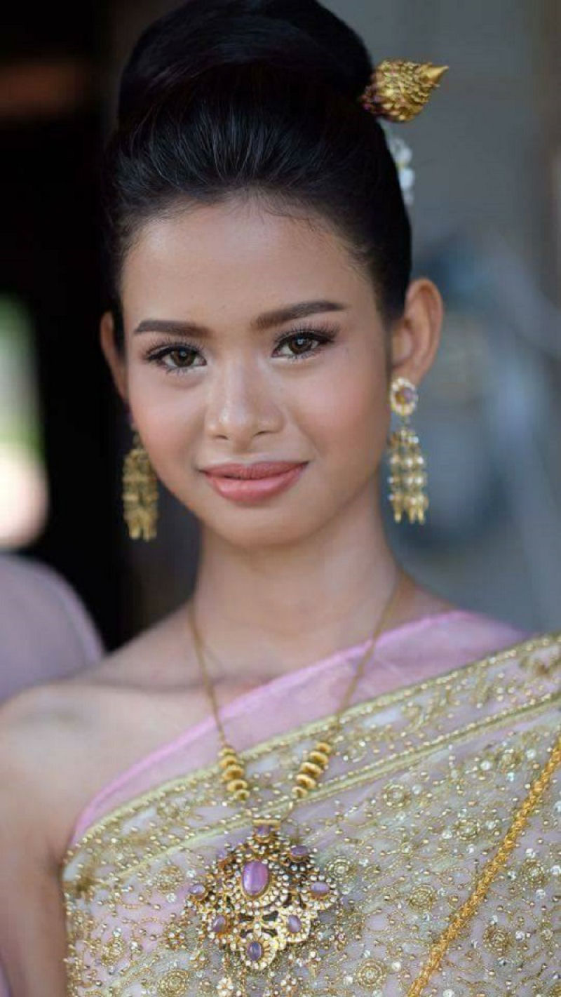 Noiva tailandesa com maquiagem horrorosa ganha nova sesso de fotos de um famoso fotgrafo gentil 09