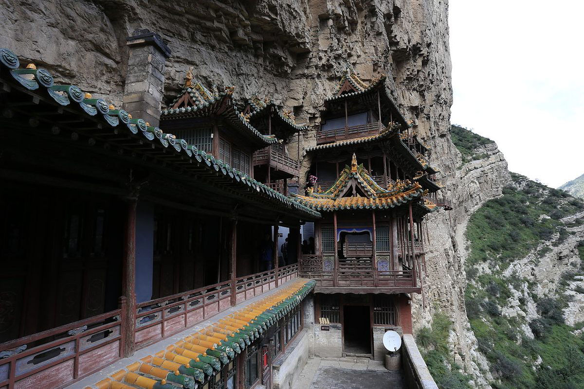 Templo Suspenso de Hengshan, o mosteiro do sculo V improvavelmente construdo na encosta de um penhasco