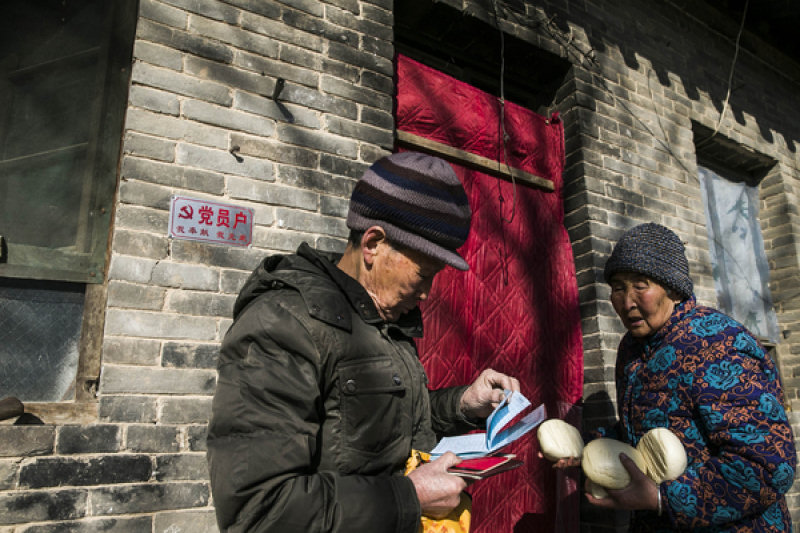Exorável casal chinês cuidou de uma pessoa sem-teto por mais de três décadas 02