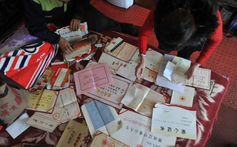 Gari chinês doa a maior parte de seu salário para crianças carentes
