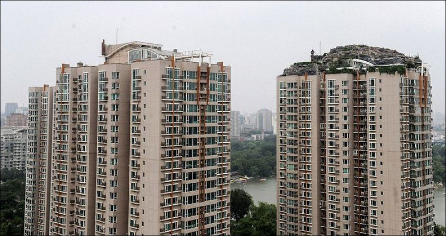 Empresrio excntrico constri casa serrana no topo de um prdio em Beijing 02
