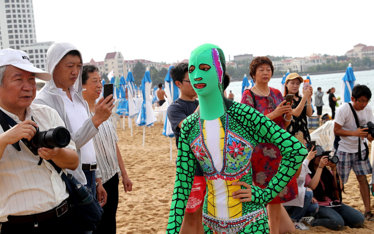 Novos modelos de facequni chegam s praias chinesas 03