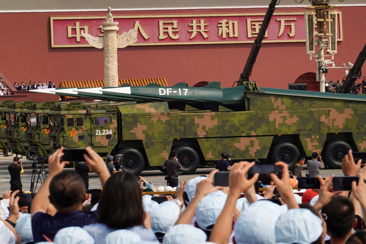 As novas armas que a China revelou em seu desfile deixam uma mensagem clara: eles estão falando sério