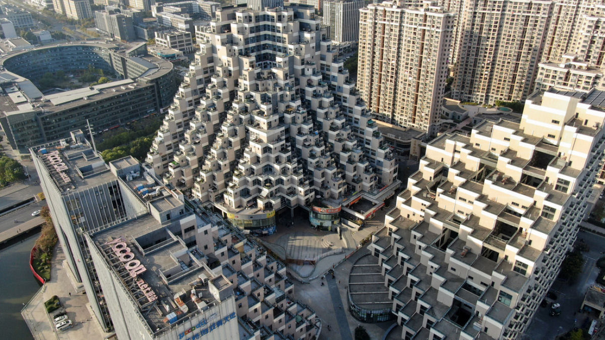 A cada ano uma página de arquitetos escolhe o edifício mais feio da China 12
