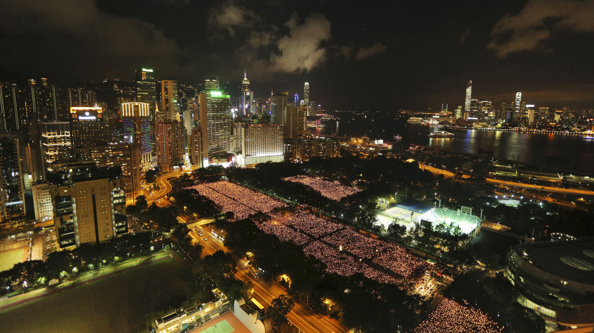 A vigília por Tiananmen em Hong Kong foi impressionante 01