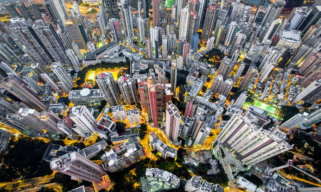 Fotos de drones revelam a incrvel densidade de arranha-cus em Hong Kong 03