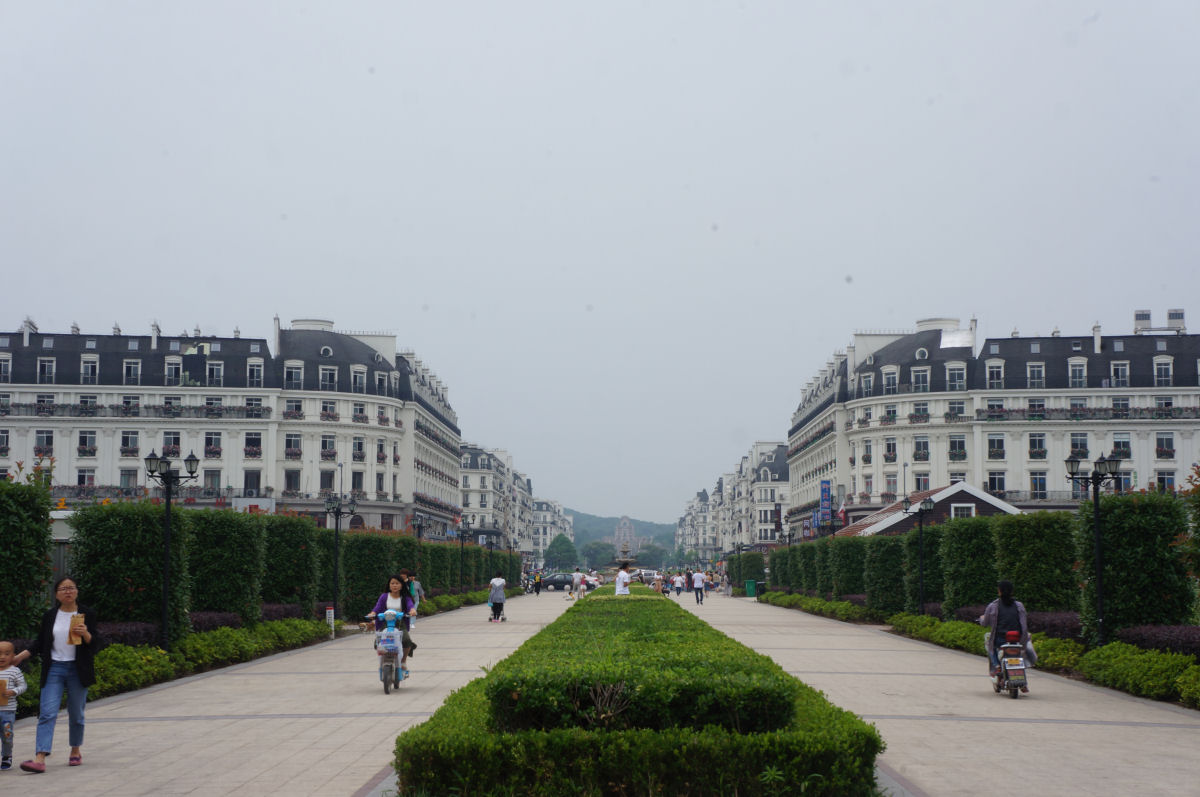 Tianducheng, a cpia estranhamente vazia de Paris de US$ 1 bilho na China