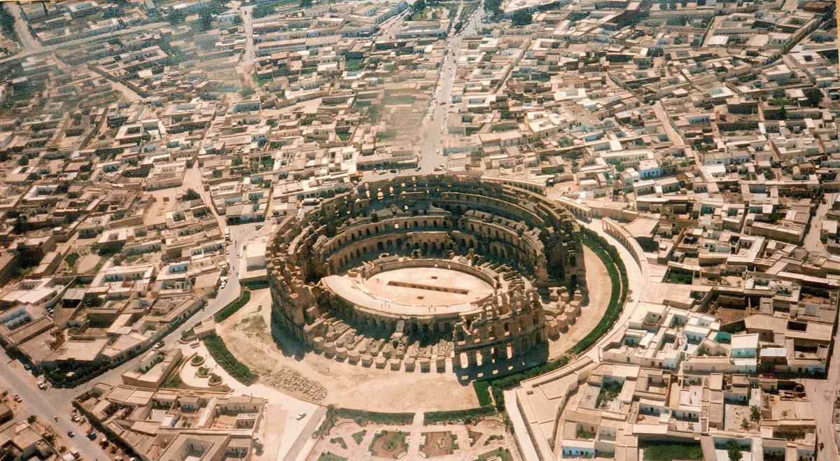 O Coliseu Romano tem um irmão gêmeo na Tunísia: o Anfiteatro de El Jem