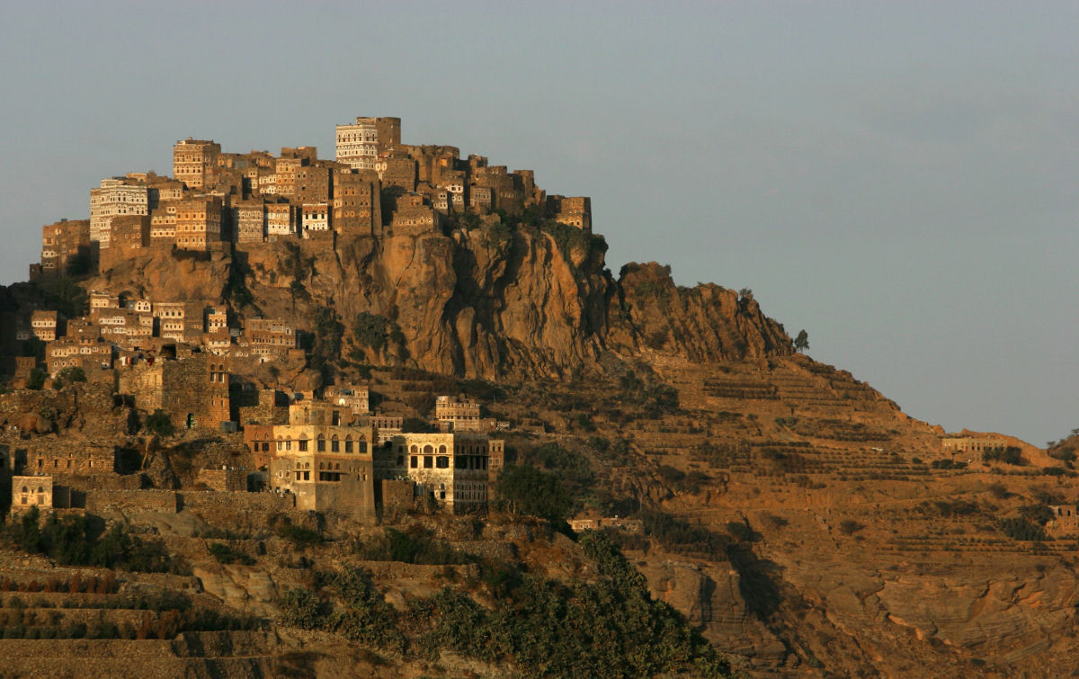 Al Hajjarah, a cidade da Idade Mdia com edifcios de vrios andares 13