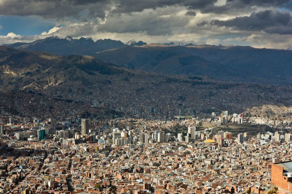 La Paz, a incrível cidade encravada nas montanhas 03