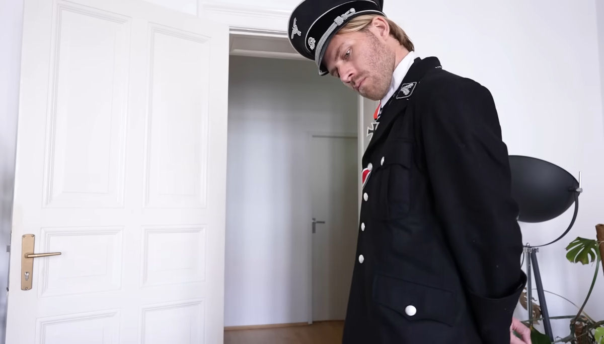 5 milhões de pessoas colocaram um nazista no YouTube para vigiá-las enquanto estudam