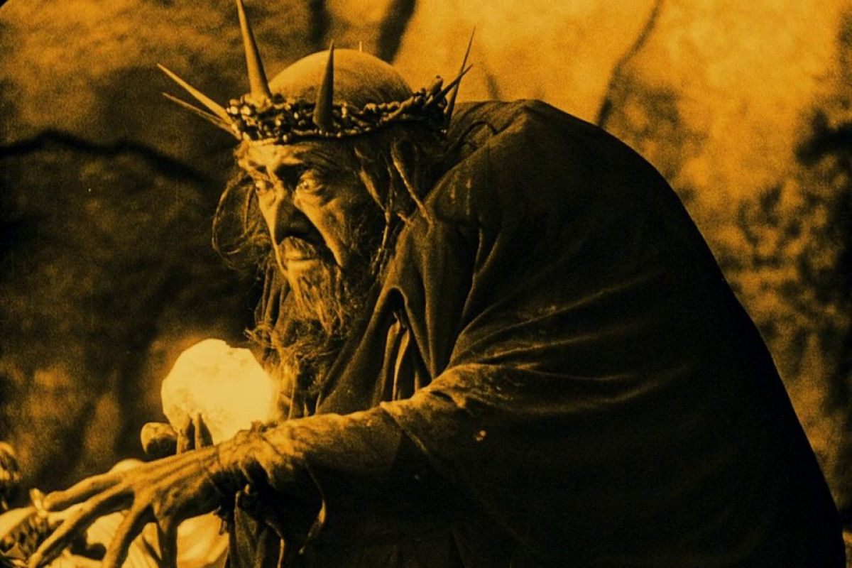 Nibelungos, o filme mudo alemo de 1924, contm a primeira cena de um drago no cinema