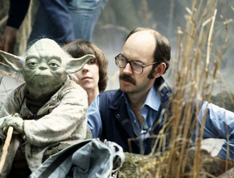 Incríveis fotos dos bastidores da saga Star Wars, em 1977 23