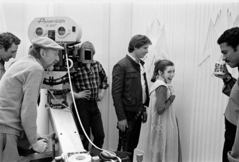 Incríveis fotos dos bastidores da saga Star Wars, em 1977 25
