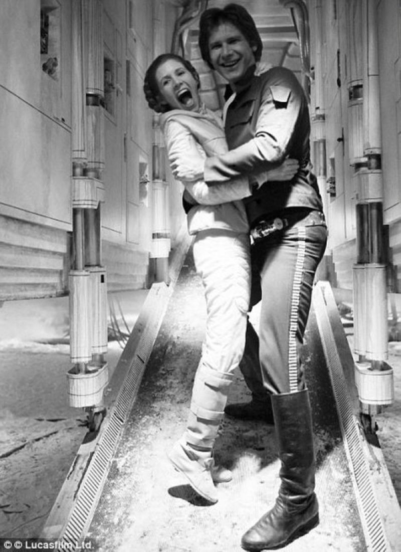 Incríveis fotos dos bastidores da saga Star Wars, em 1977 35
