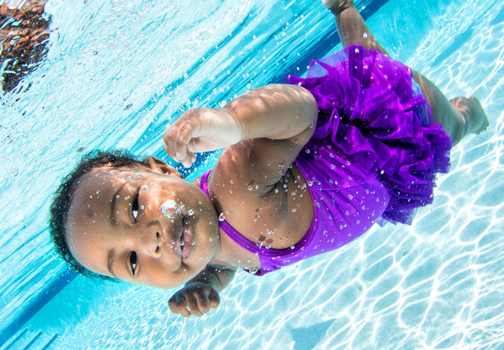 Bebs aquticos: fotos adorveis para criar conscincia sobre o afogamento acidental infantil 11