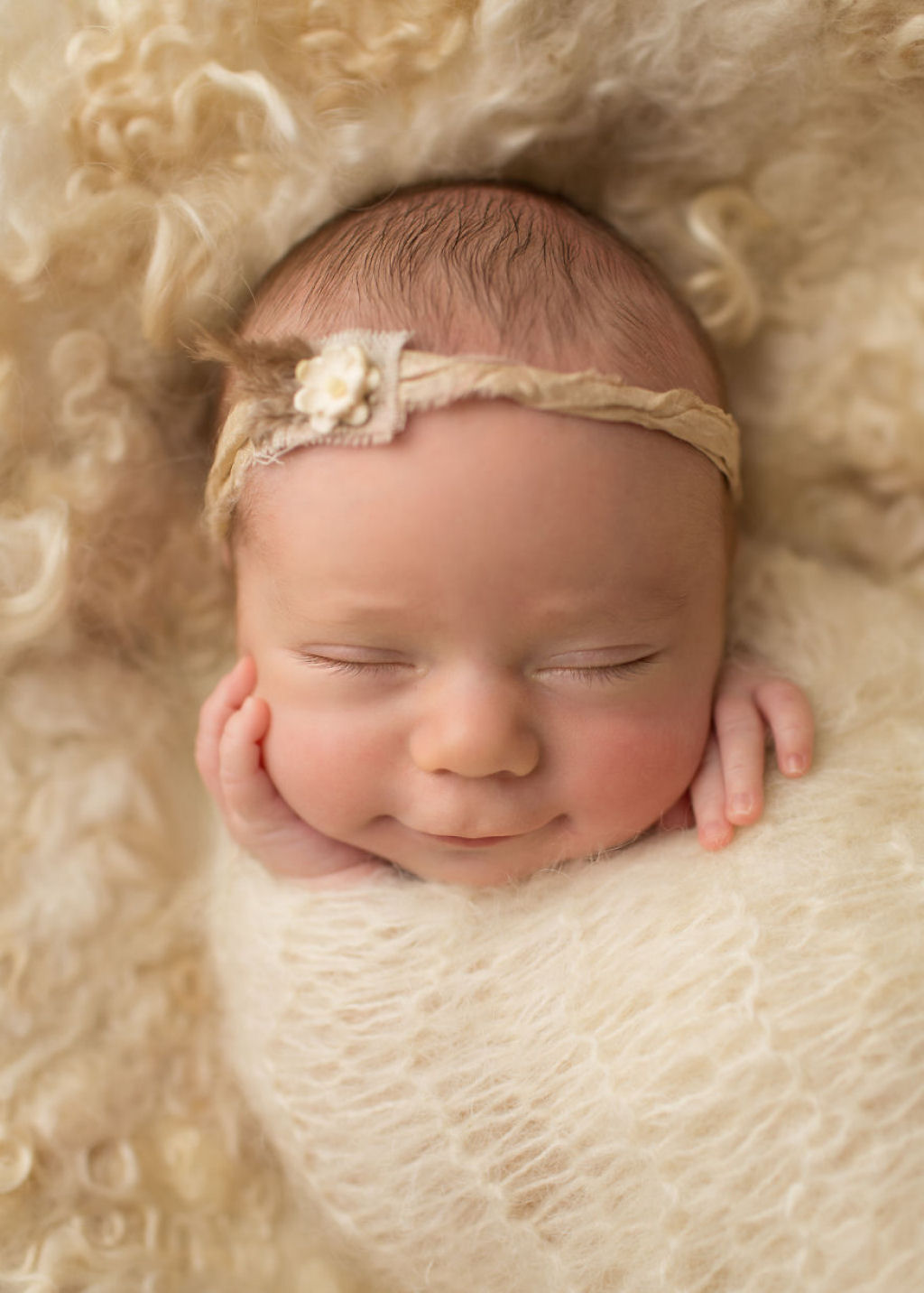 Fotgrafa britnica cria retratos insuportavelmente ternos de bebs dormindo 03