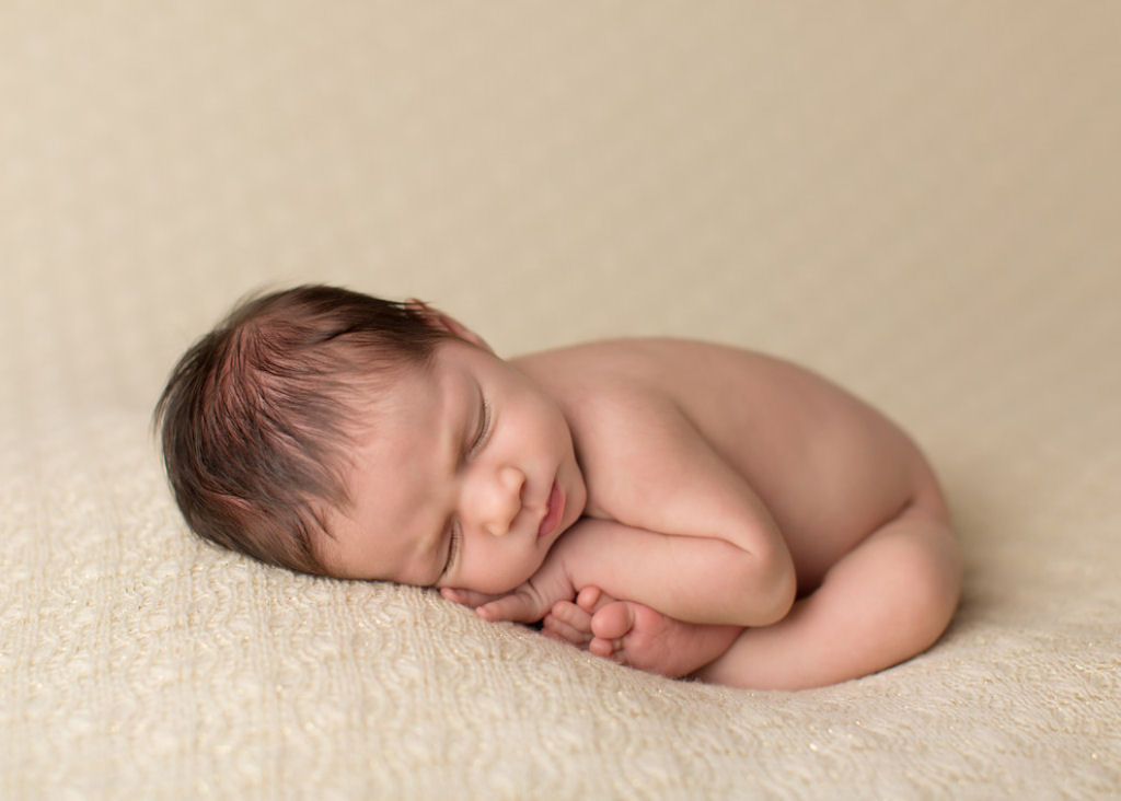 Fotgrafa britnica cria retratos insuportavelmente ternos de bebs dormindo 15