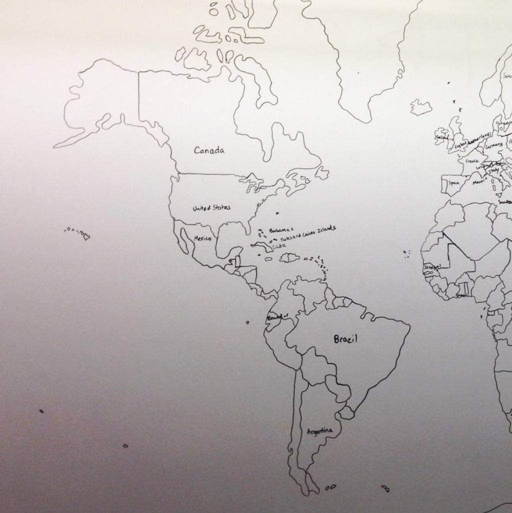 Garoto de 11 anos com autismo desenha um mapa-mndi de cor 03