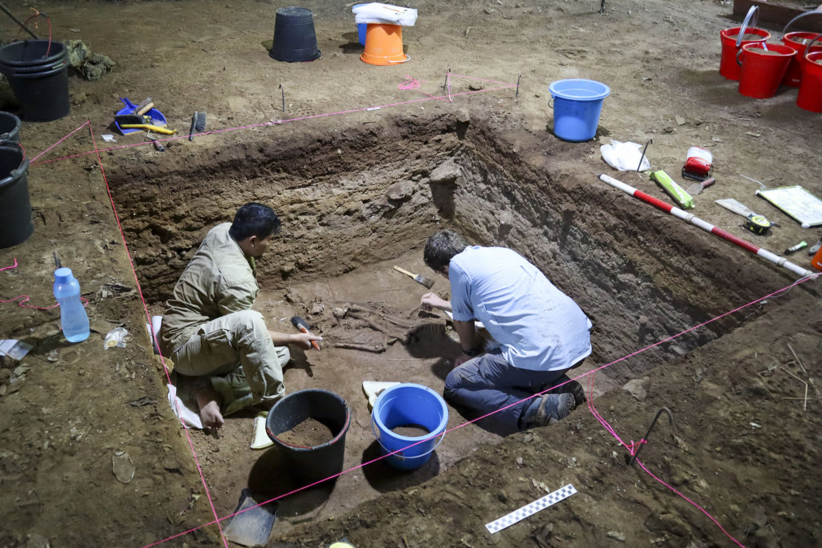 Este esqueleto  a prova de que os humanos j amputaram membros por razes mdicas h 31.000 anos