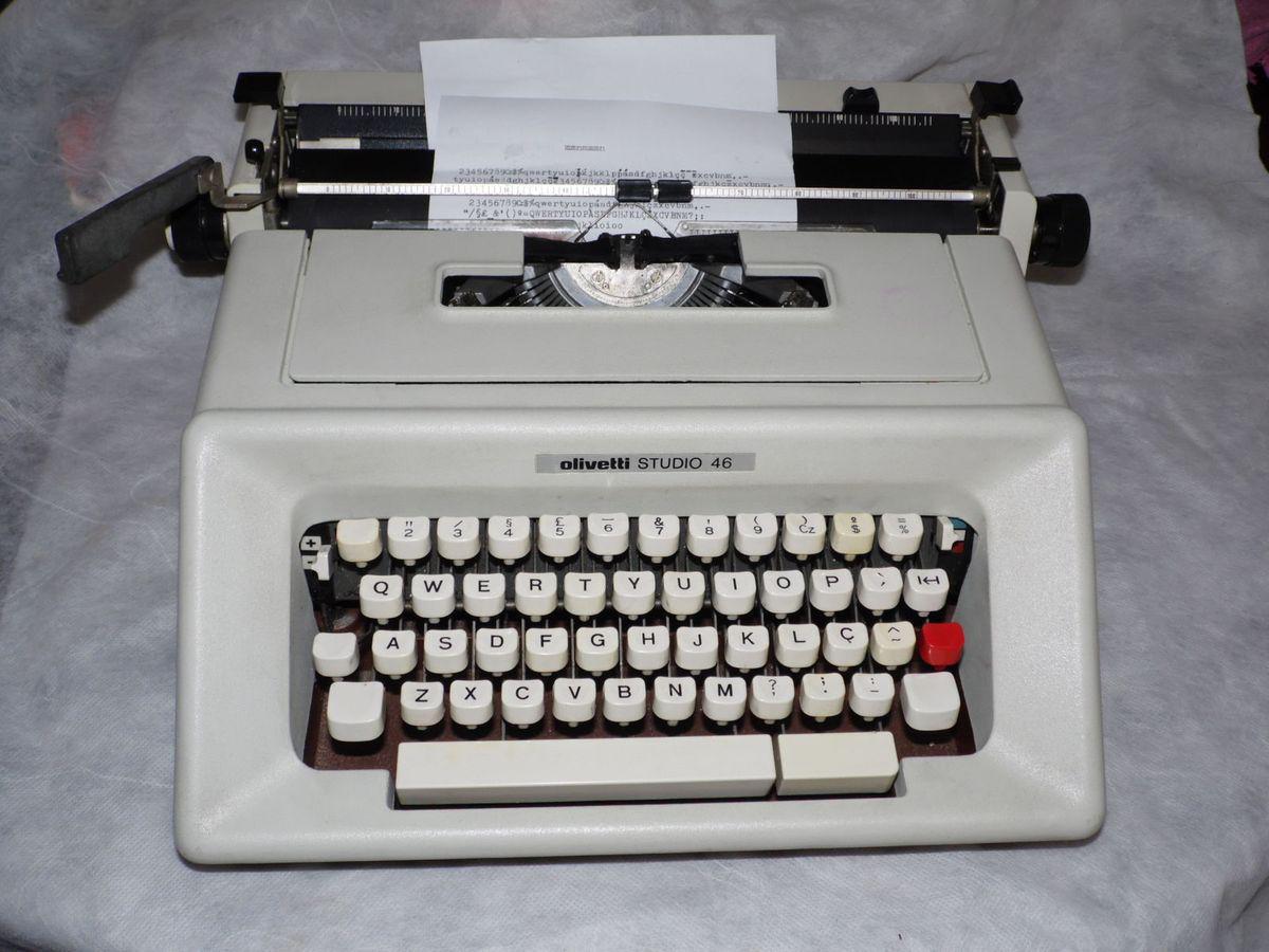 Uma celebração das máquinas de escrever no cinema e na televisão: um supercut