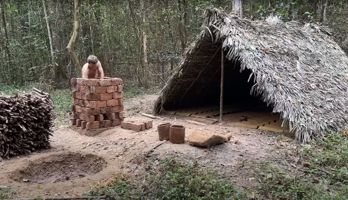 Como contruir uma oficina para fabricar telhas usando apenas tecnologia primitiva