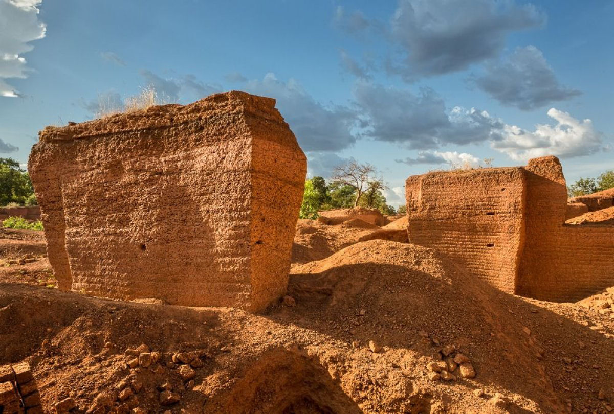 A pedreira de tijolos de Karaba em Burkina Faso 04