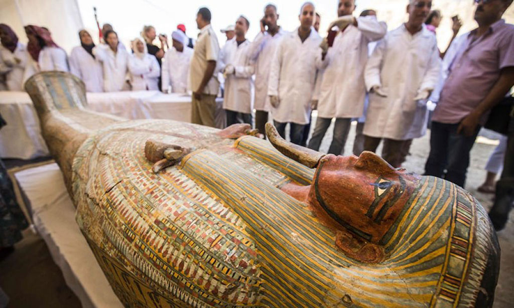 30 sarcfagos de 3.000 anos foram encontrados em Luxor, Egito 02