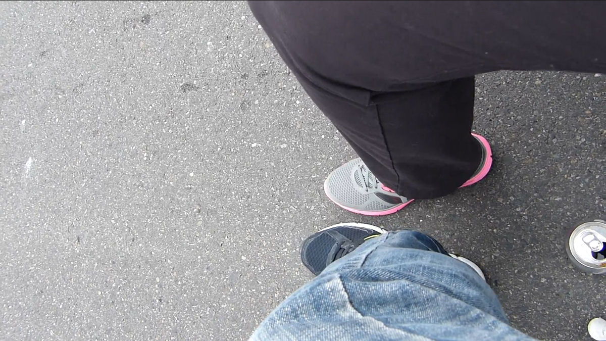 Por que todos nós batemos o pé ao ritmo da música, mesmo sem perceber?