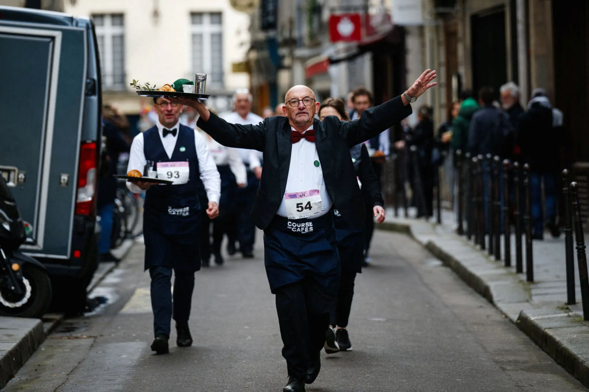 Corrida de garons de Paris com o retorno do concurso histrico