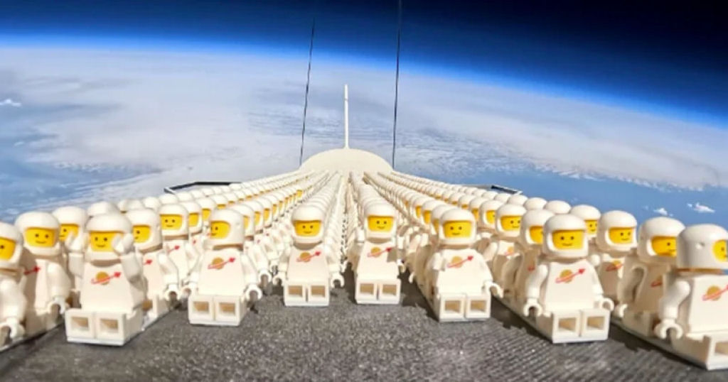 Um lanamento espacial com 1.000 astronautas LEGO