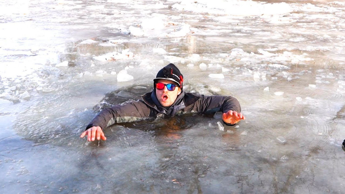 Como sobreviver com segurana  queda no gelo