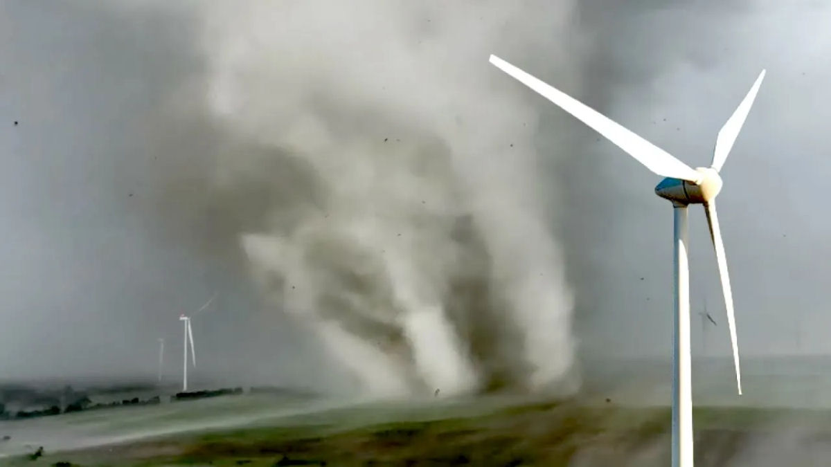 Imagens incrveis de drone mostram um tornado multivrtice derrubando turbinas elicas nos EUA