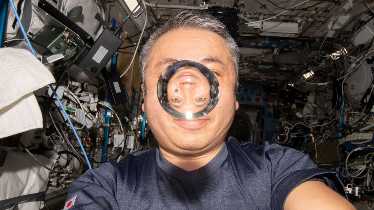 Como os astronautas conseguem gua potvel na ISS?