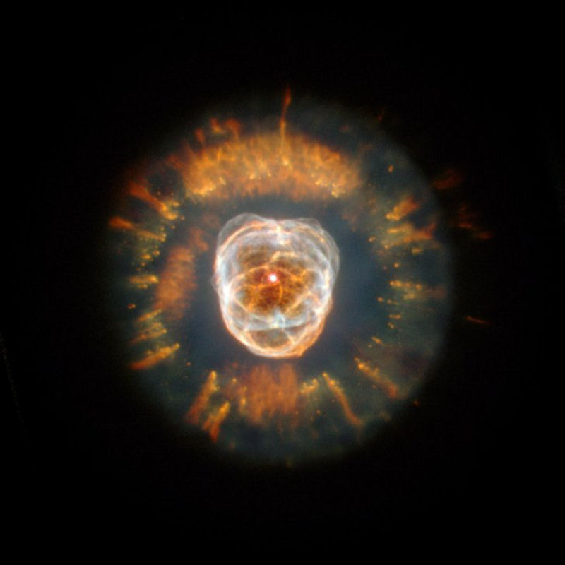 21 Nebulosas descobertas pela NASA, cujas formas e cores parecem irreais 08