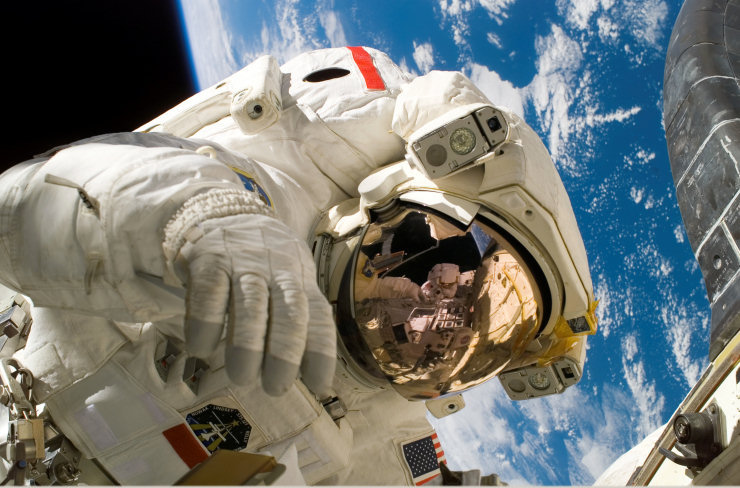 10 curiosidades sobre a caminhada espacial