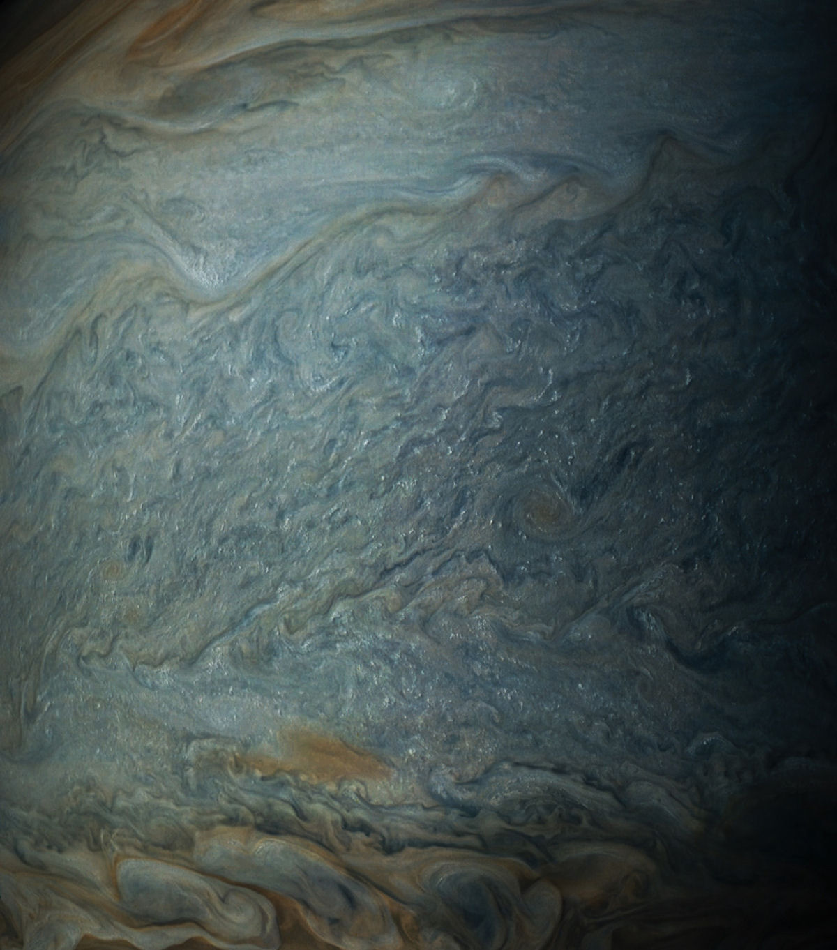 Imagens de close-up de Jpiter revelam uma paisagem impressionista de gases turbulentos 03
