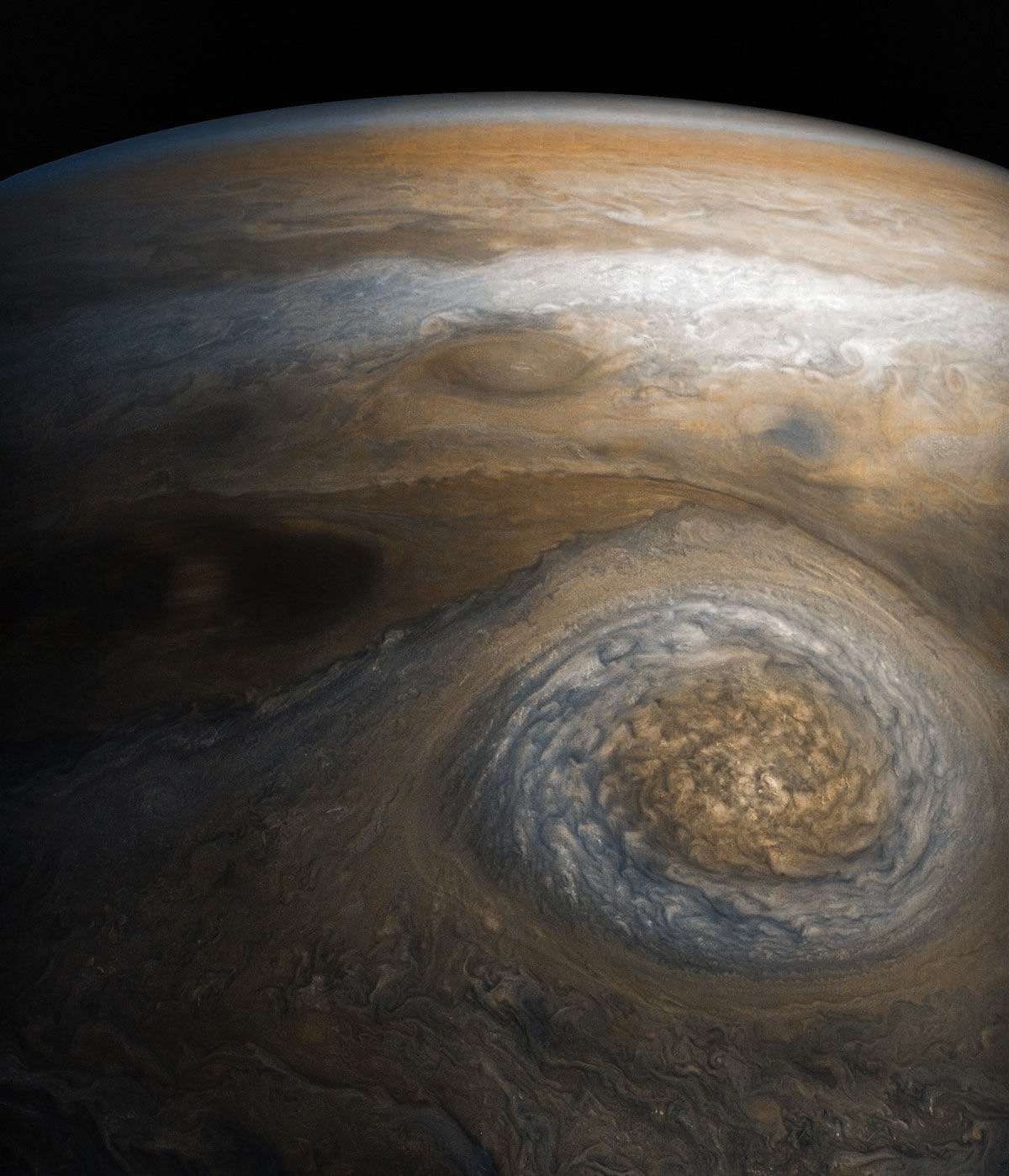 Imagens de close-up de Jpiter revelam uma paisagem impressionista de gases turbulentos 09