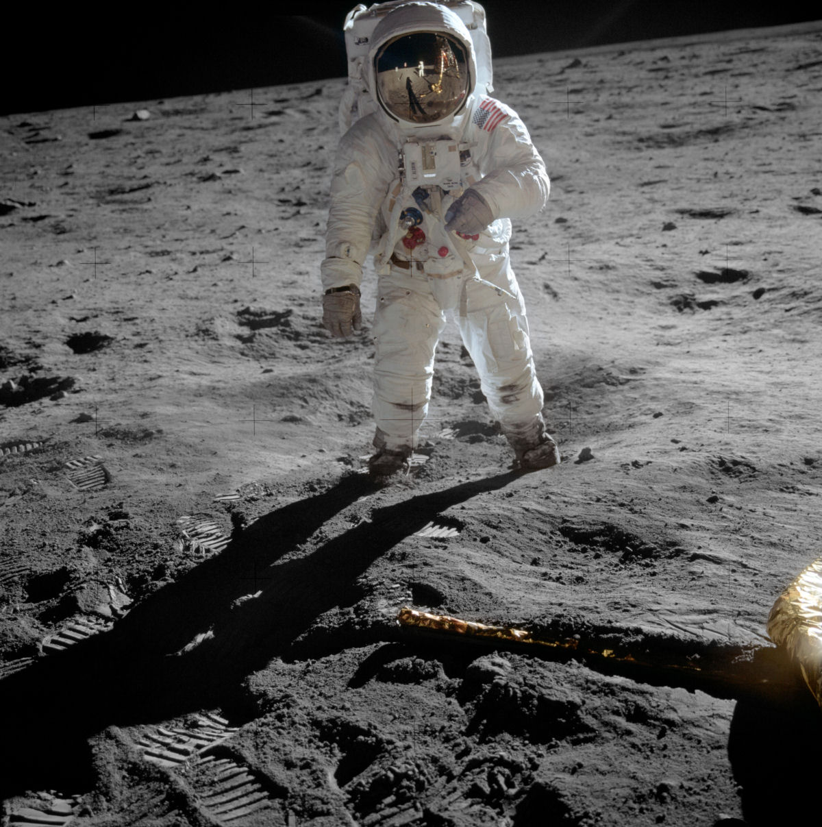 Se os astronautas da Apollo 11 morressem na lua, este seria o discurso que Nixon teria lido