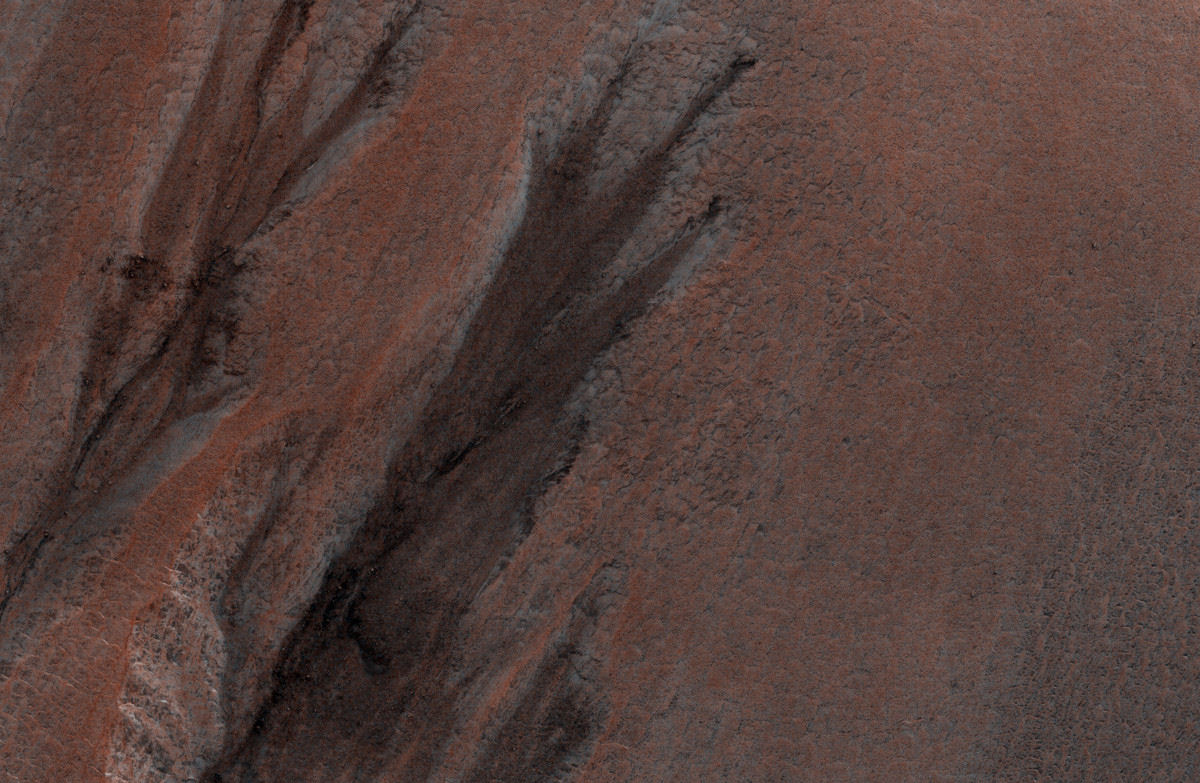  oficial: descobrem colunas de gelo de gua sob a superfcie de Marte 04