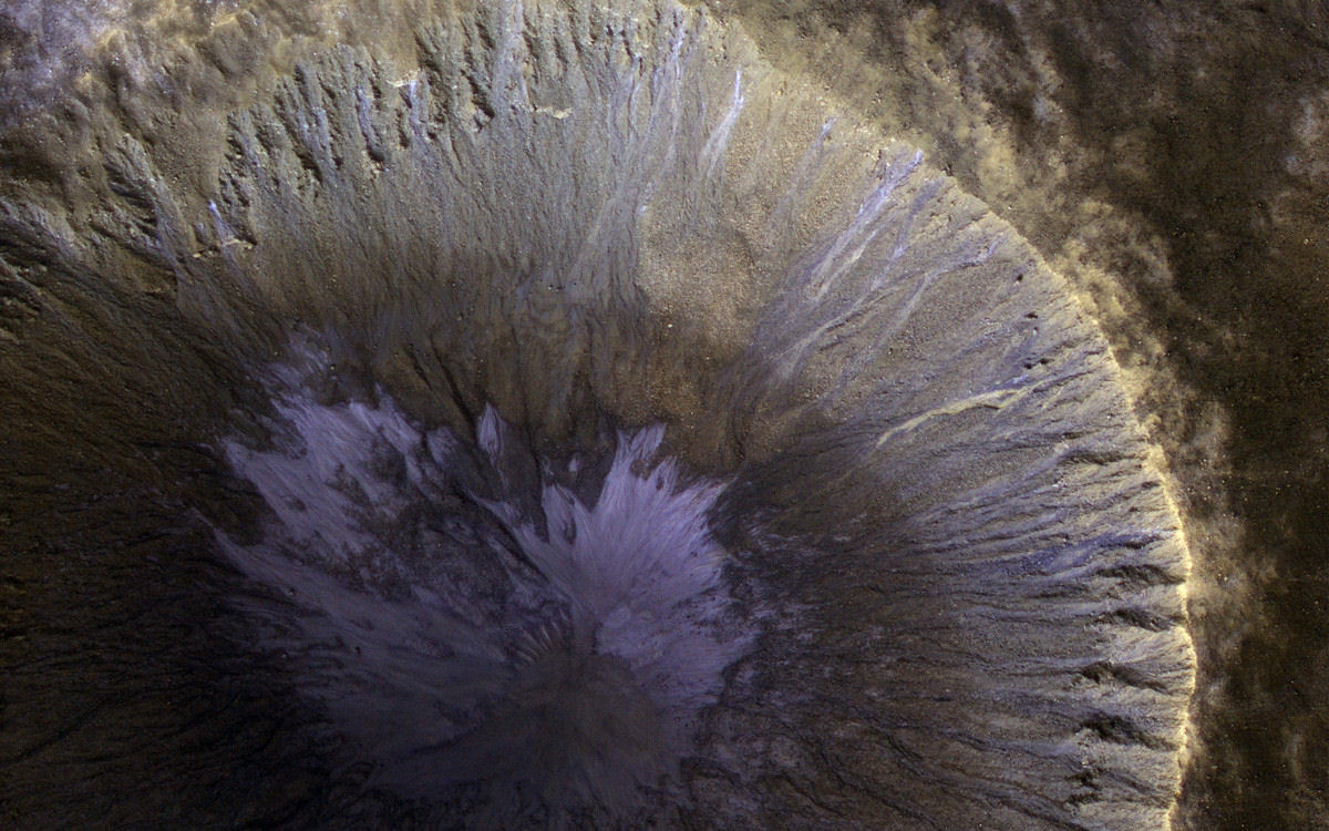  oficial: descobrem colunas de gelo de gua sob a superfcie de Marte 13