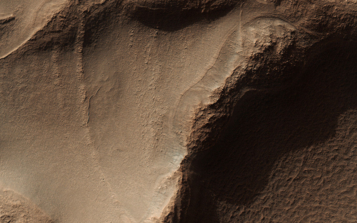  oficial: descobrem colunas de gelo de gua sob a superfcie de Marte 23