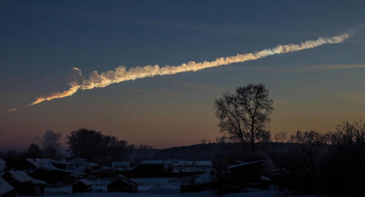 Astrônomos detectam um meteorito desconhecido quatro horas antes de colidir com a Terra