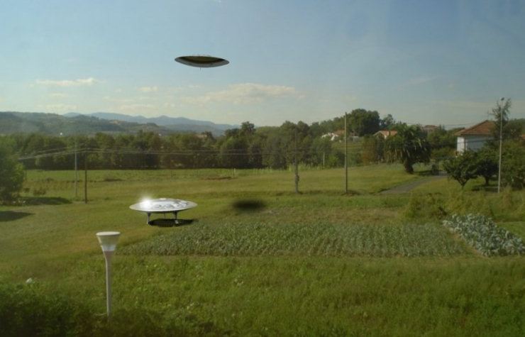 Governo dos Estados Unidos admite ter recebido comunicao extraterrestre