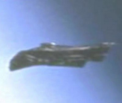 NASA elimina imagem onde aparece suposta nave extraterrestre visitando a Terra